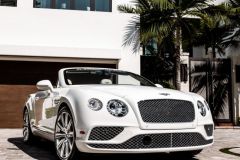 9-30-19_Bentley-Continental_GTC_Ad_Eds_House